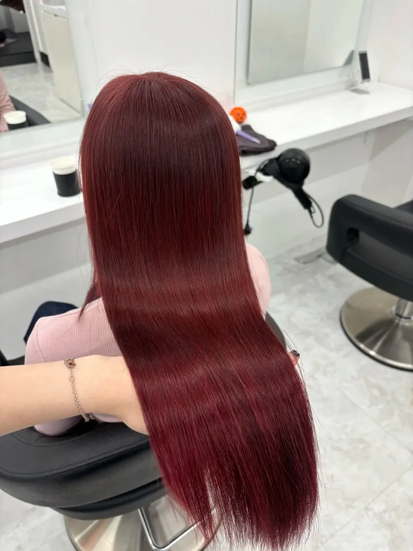 ロング カラー 抜け感レイヤー︴ ニュアンスカラーのヘアスタイル