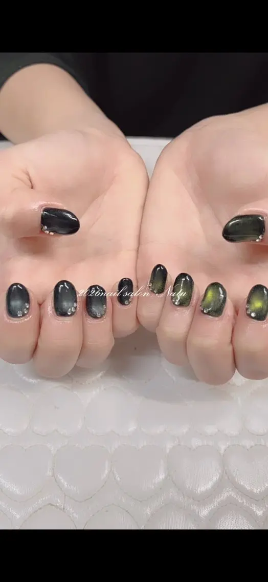 ネイル マグネットネイル nailsalon Natuのネイルデザイン