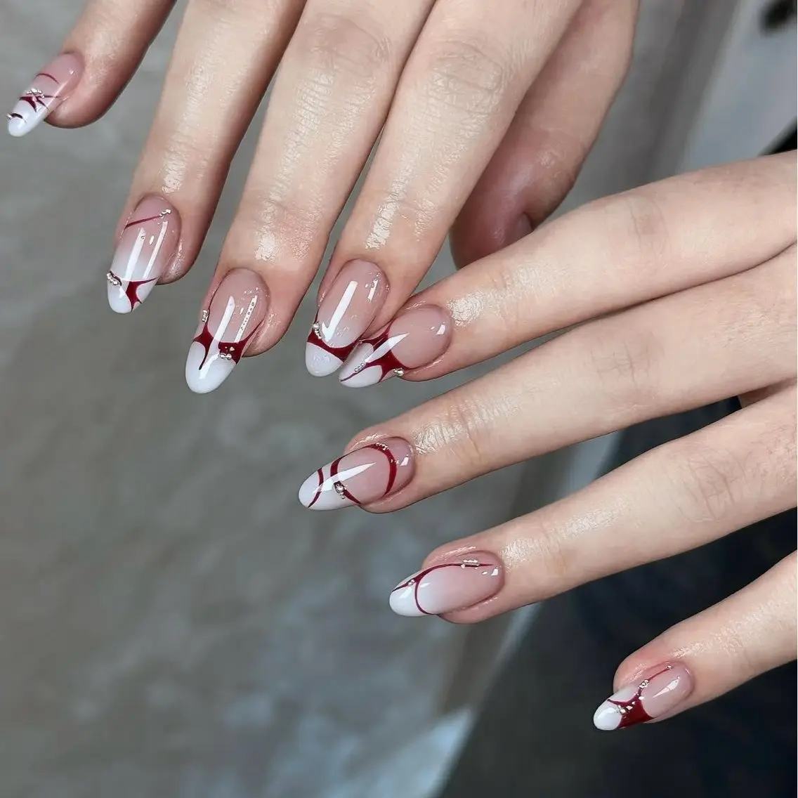 ミディアム 韓国風ヘア ハンドネイル Aila Nail ShinOkuboのネイルデザイン