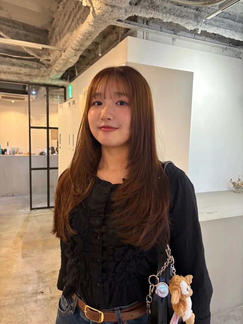 セミロング カット ヘアカラー 🧣misaki 🧣のヘアスタイル