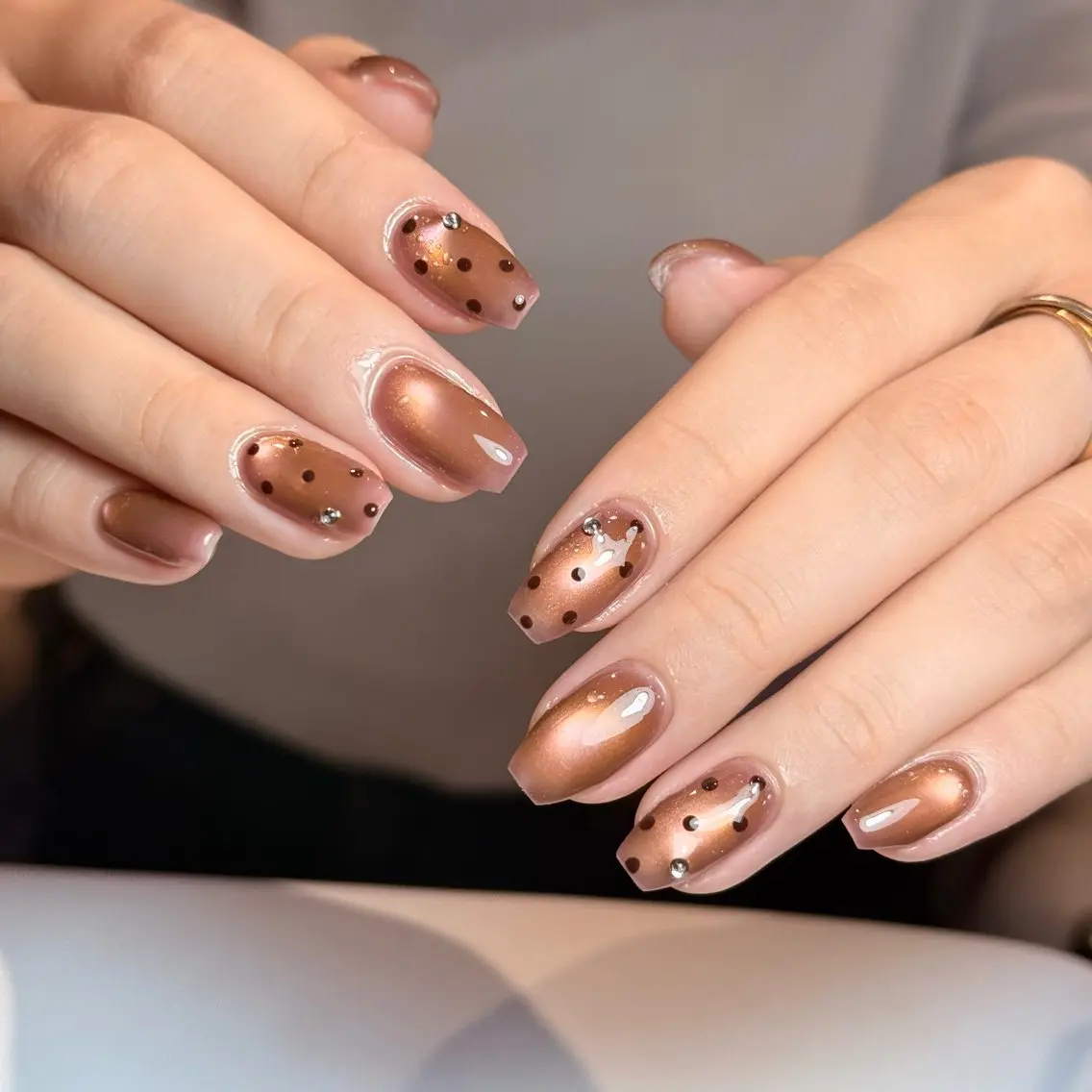 ネイル アートネイル チークネイル フレンチネイル グラデーション キラキラネイル ハンドネイル Risa_ Nailのネイルデザイン