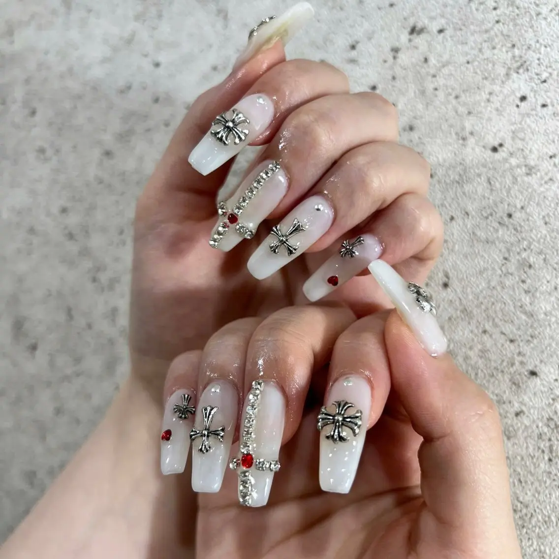 ネイル チークネイル ドット フレンチネイル 韓国ネイル レース Kawaii Nail Salonのネイルデザイン