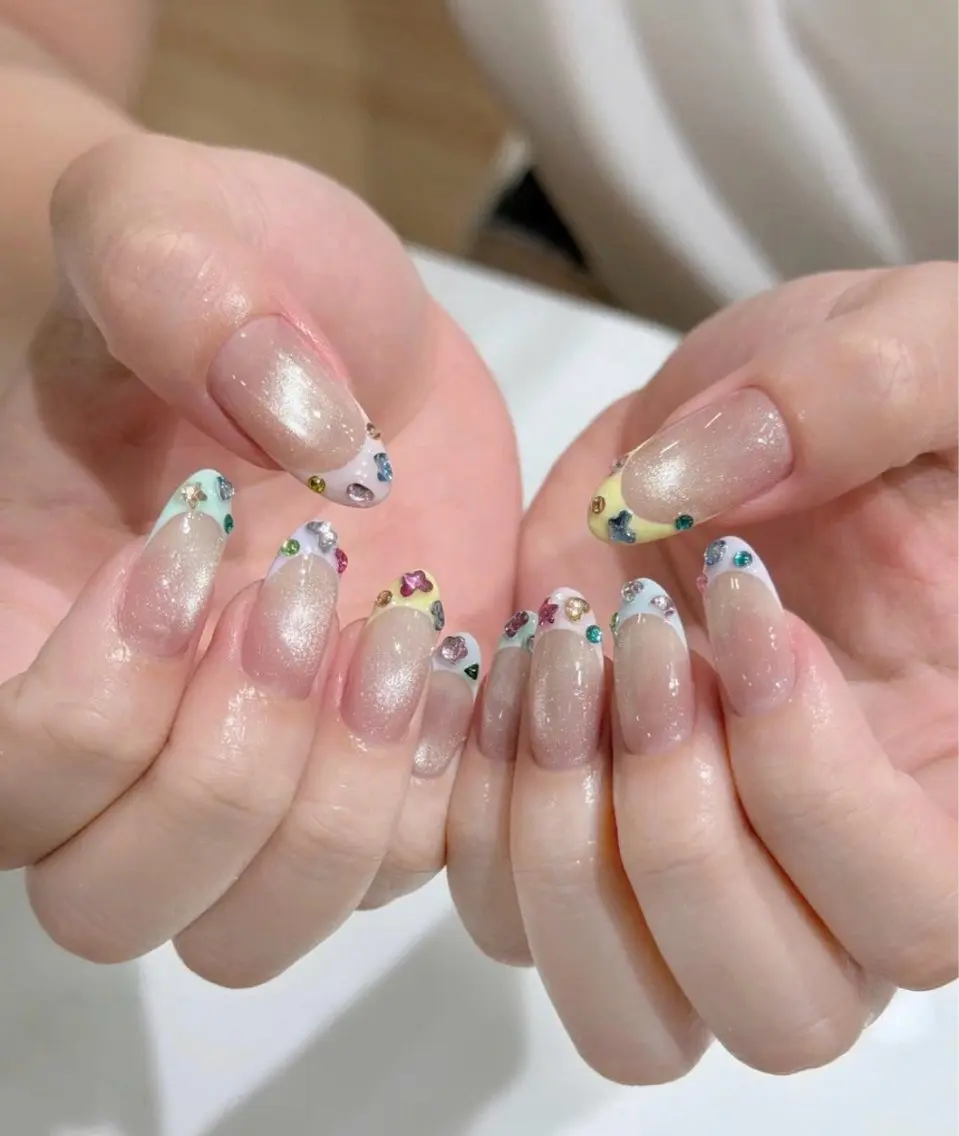 Aila Nail ネイリスト HANのネイルデザイン