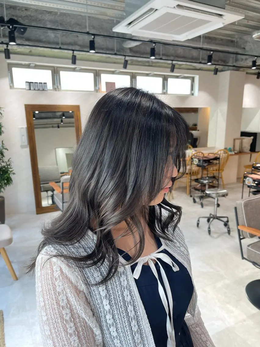 ロング カラー グレージュ オリーブグレージュ オリーブグレー 🩵ボブ/レイヤー /髪質改善🩵のヘアスタイル