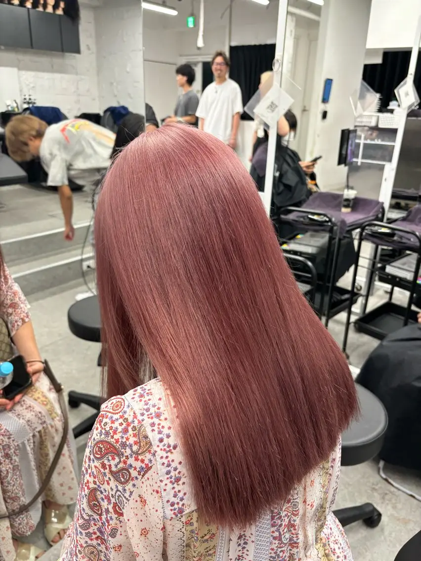 セミロング カラー 流行りの透明感カラー ×縮毛矯正🤍ユウのヘアスタイル