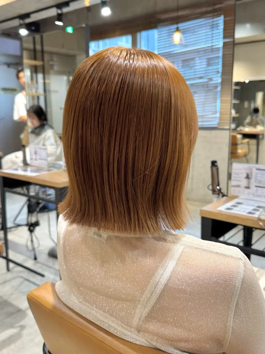 ショート カラー ヘアアレンジ 切りっぱなしボブ ベージュカラー ボブ カット ヘアカラー 縮毛矯正 トリートメント ヘッドスパ 🤍himari🤍 レイヤー×艶髪特化のヘアスタイル