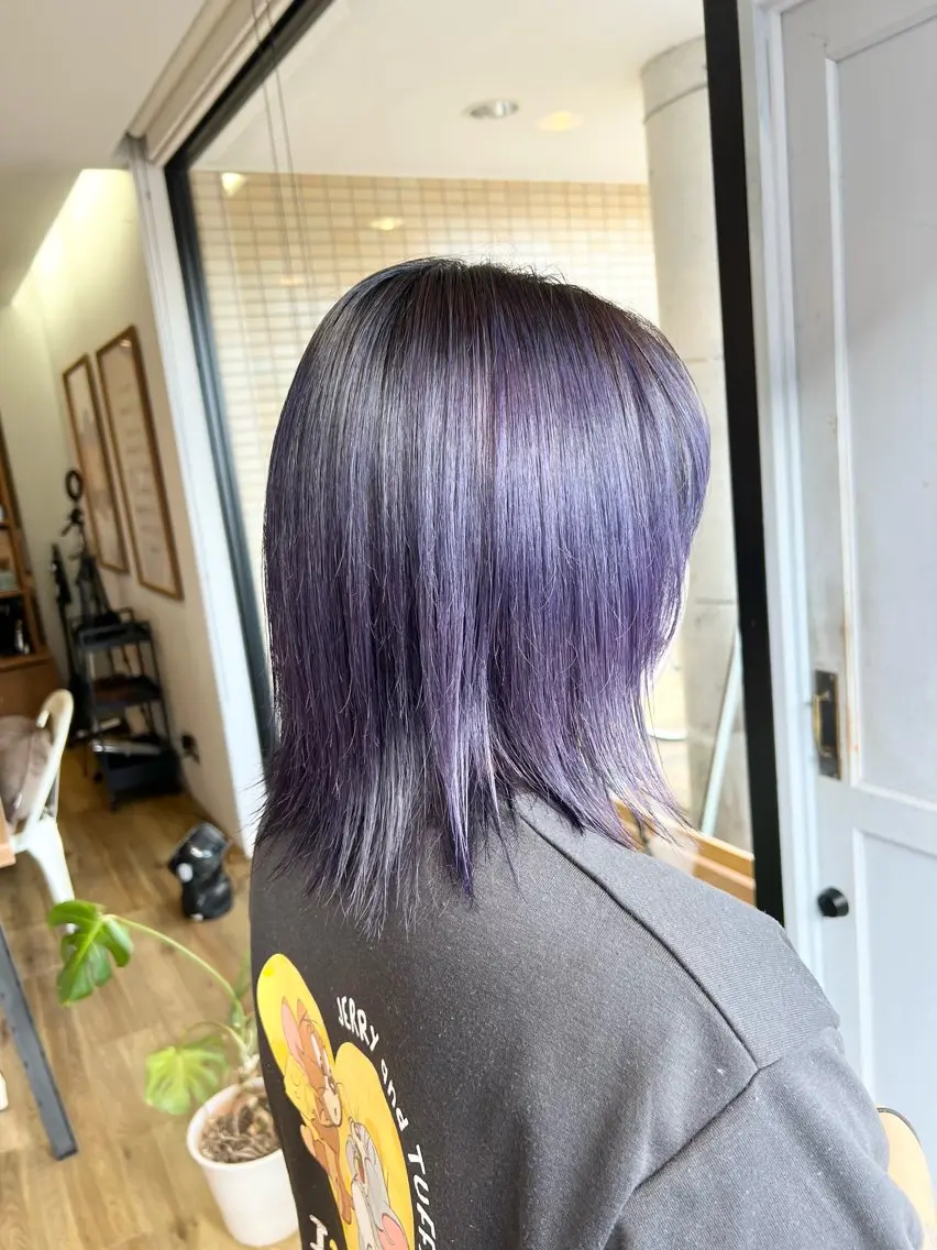 ミディアム カラー ブリーチ パープルカラー カット ヘアカラー トリートメント 堀 望美のヘアスタイル