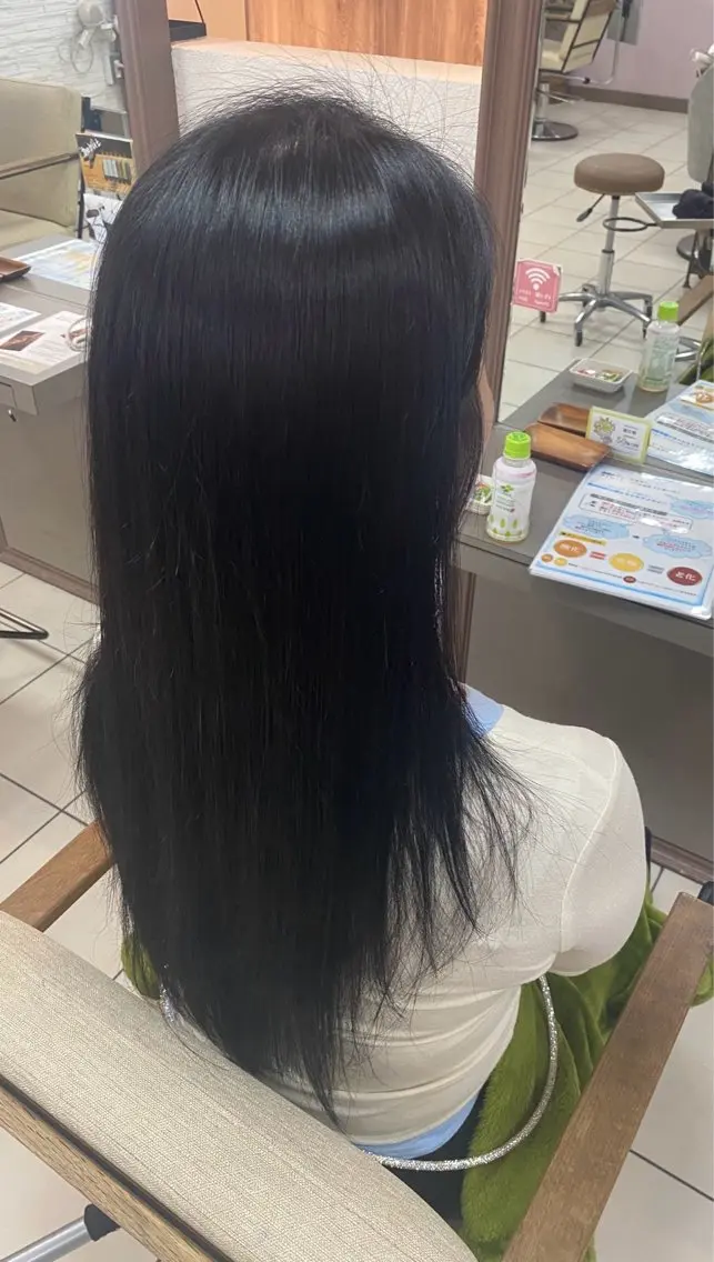 ロング カラー 黒田 海紘のヘアスタイル
