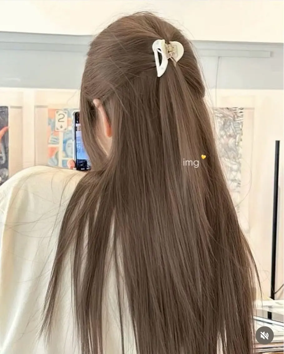 ロング カラー ヘアアレンジ ヘアカラー トリートメント ヘアセット 透明感カラー 🤎 ベージュ たくとのヘアスタイル