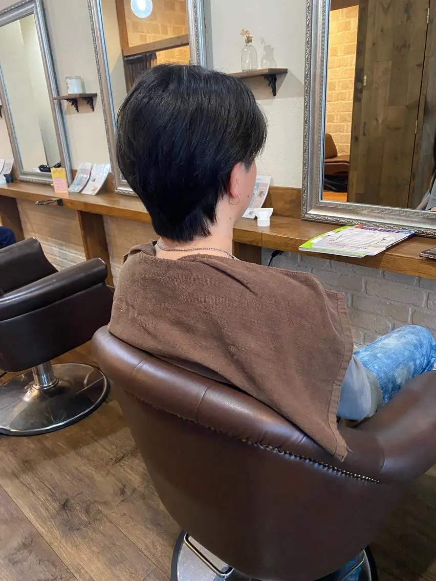 ショート 肥田 夕蘭のヘアスタイル