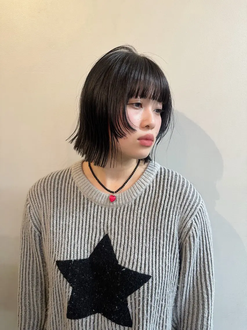 ショート 前下がりボブ ボブ 顔まわりレイヤー レイヤーカット 似合わせカット ハッシュカット🎀 レイヤーカットのヘアスタイル