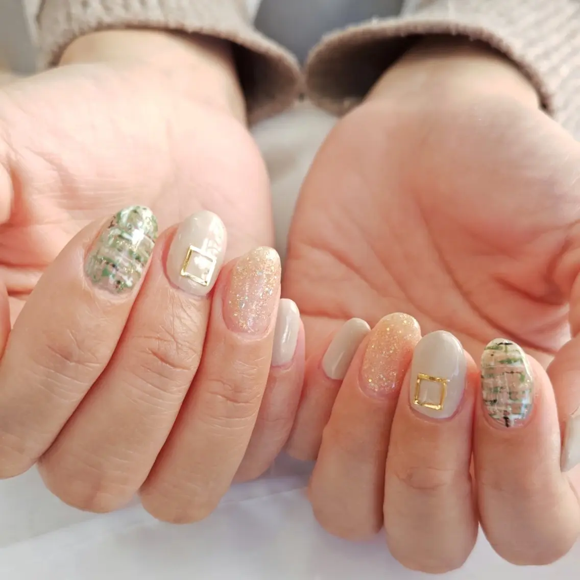 ネイル ツイードネイル 冬ネイル ハンドネイル felicita fumi🩷のネイルデザイン