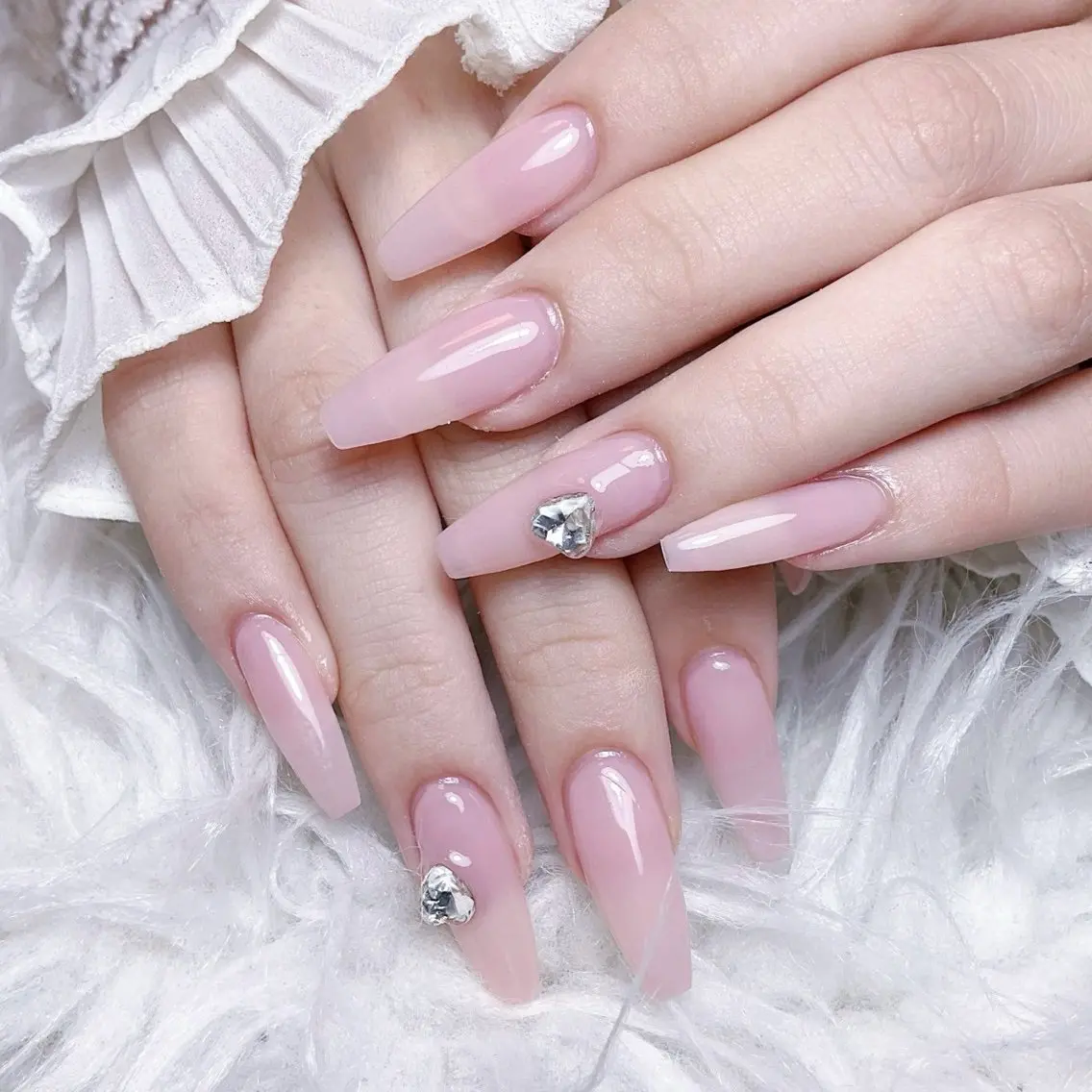 ネイル アートネイル チークネイル 長さ出し フラワーネイル フレンチネイル NEW NAIL 池袋のネイルデザイン