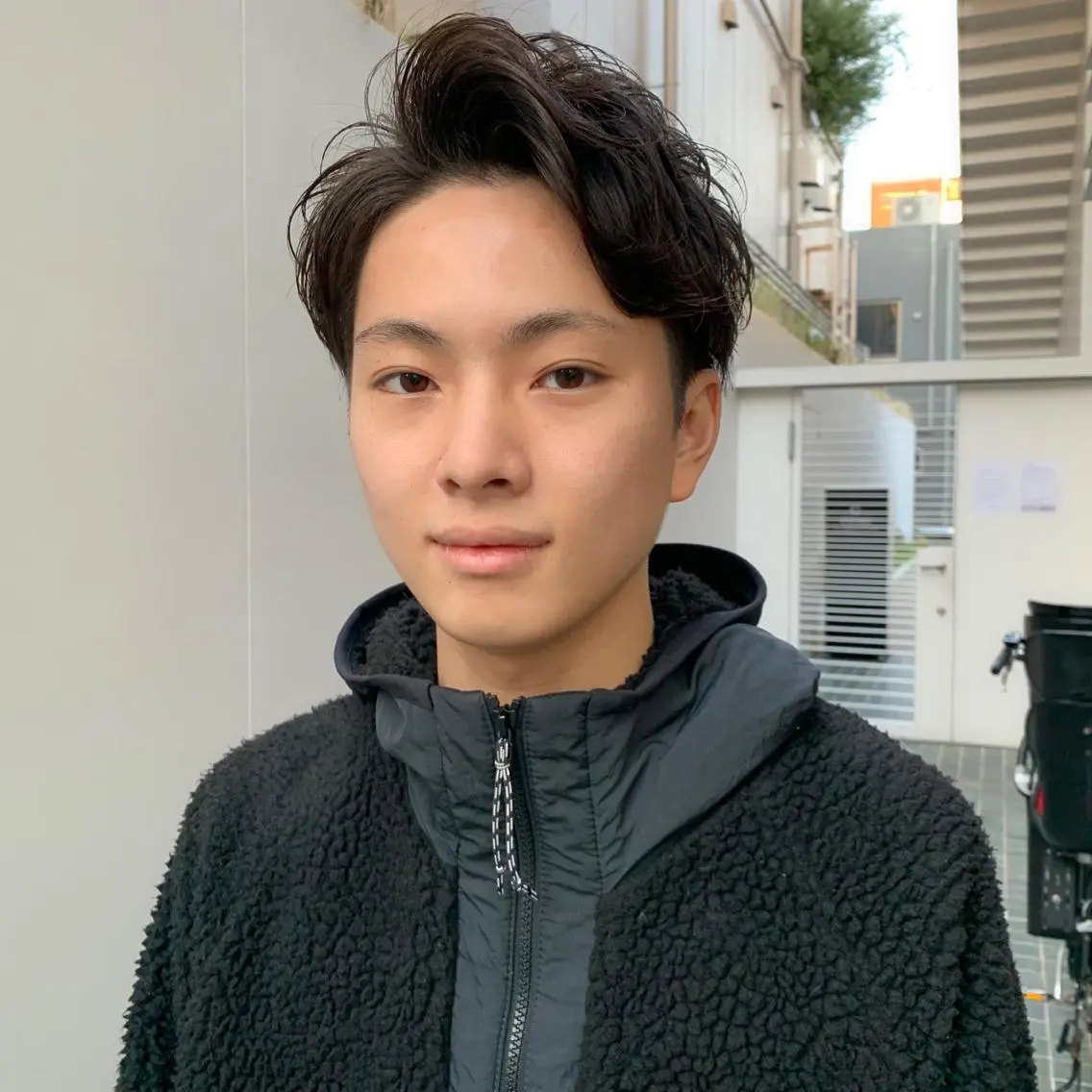 パーマ メンズ メンズハイトーン カルマパーマ メンズ韓国風 マッシュウルフ マッシュ マンツーマン×半個室 まちだきょうすけのヘアスタイル