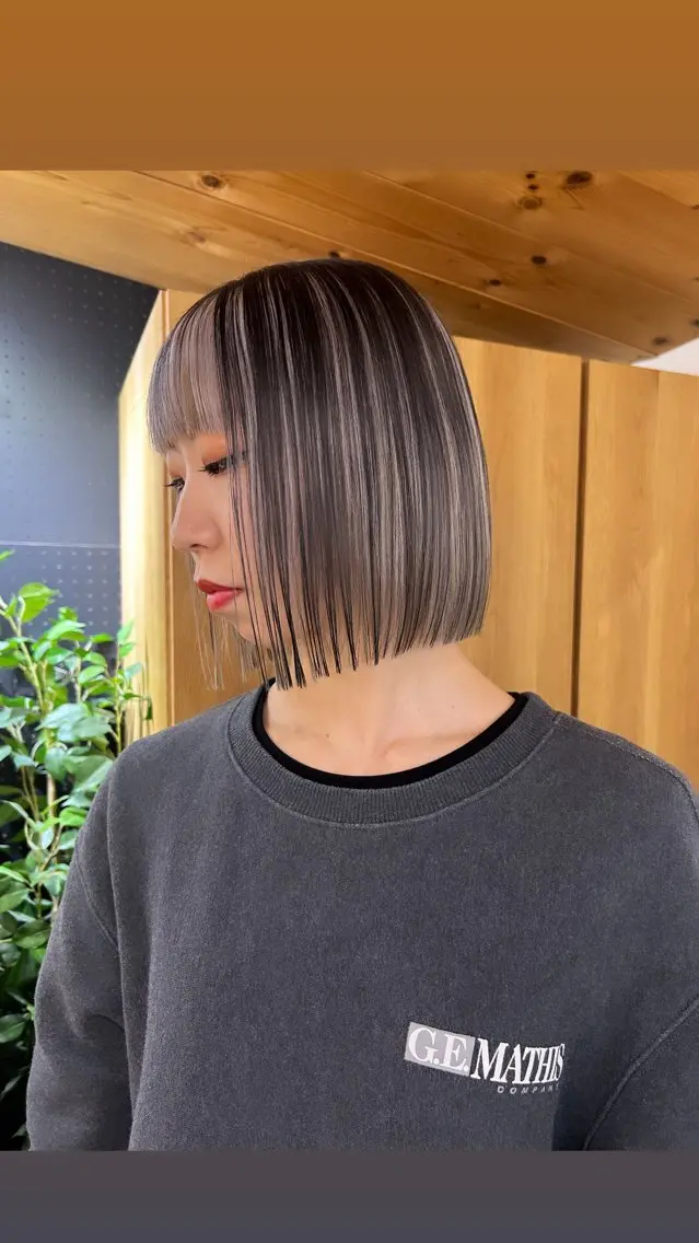 ショート カラー メンズ 黒髪 シルバー カット ヘアカラー トリートメント 🧸艶々韓国ヘア 🧁mizunaのヘアスタイル