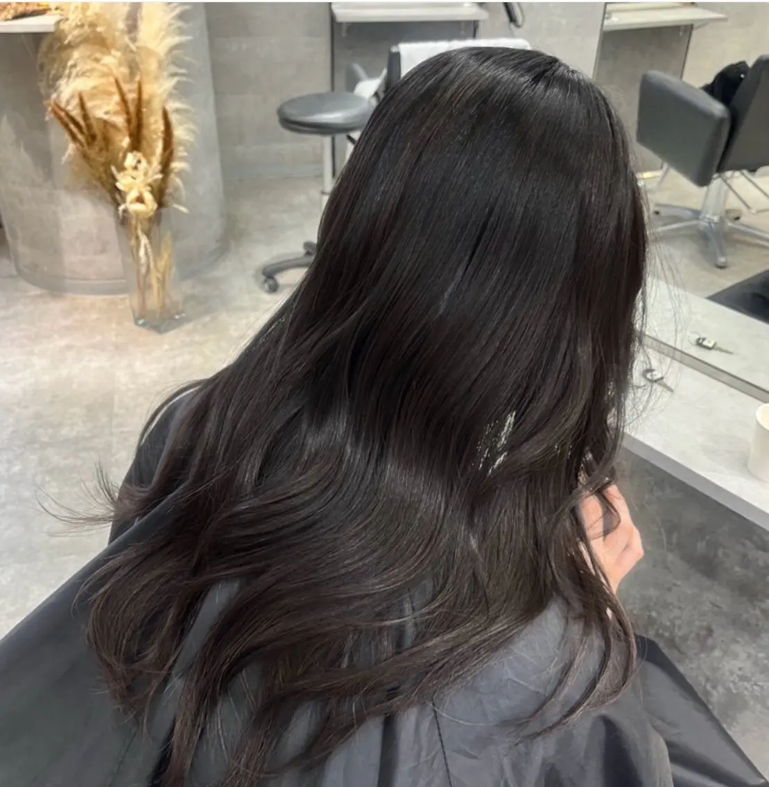 セミロング カラー ヘアアレンジ ボブ くびれヘア 顔周りカット 髪質改善 韓国風ヘア 透明感ベージュ/ kotomiのヘアスタイル