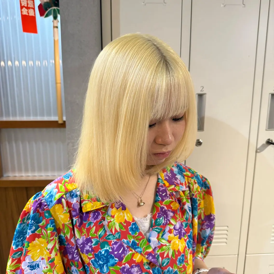 カラー 抜きっぱなしブロンド カット ヘアカラー 🎀夏秋/レイヤー/ 透明感カラー🎀のヘアスタイル