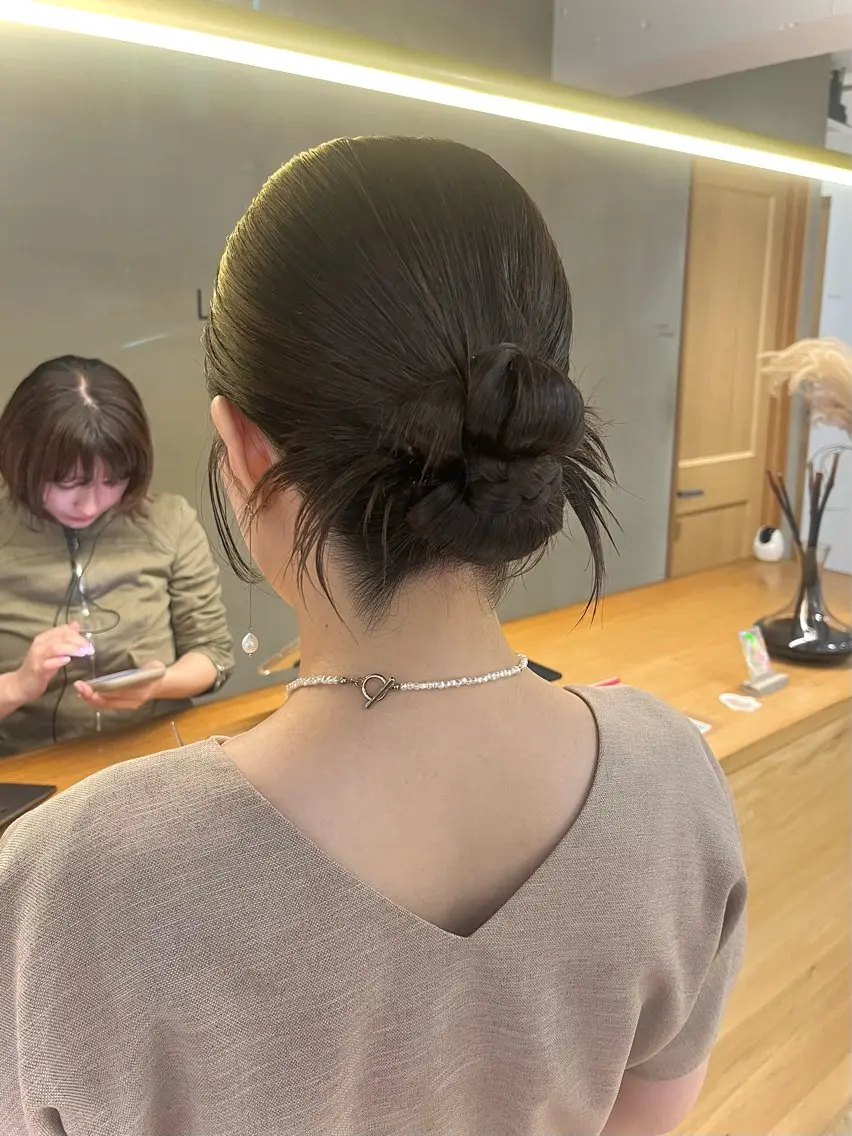 ヘアアレンジ オリーブカラー/ レイヤー/ ローレンのヘアスタイル
