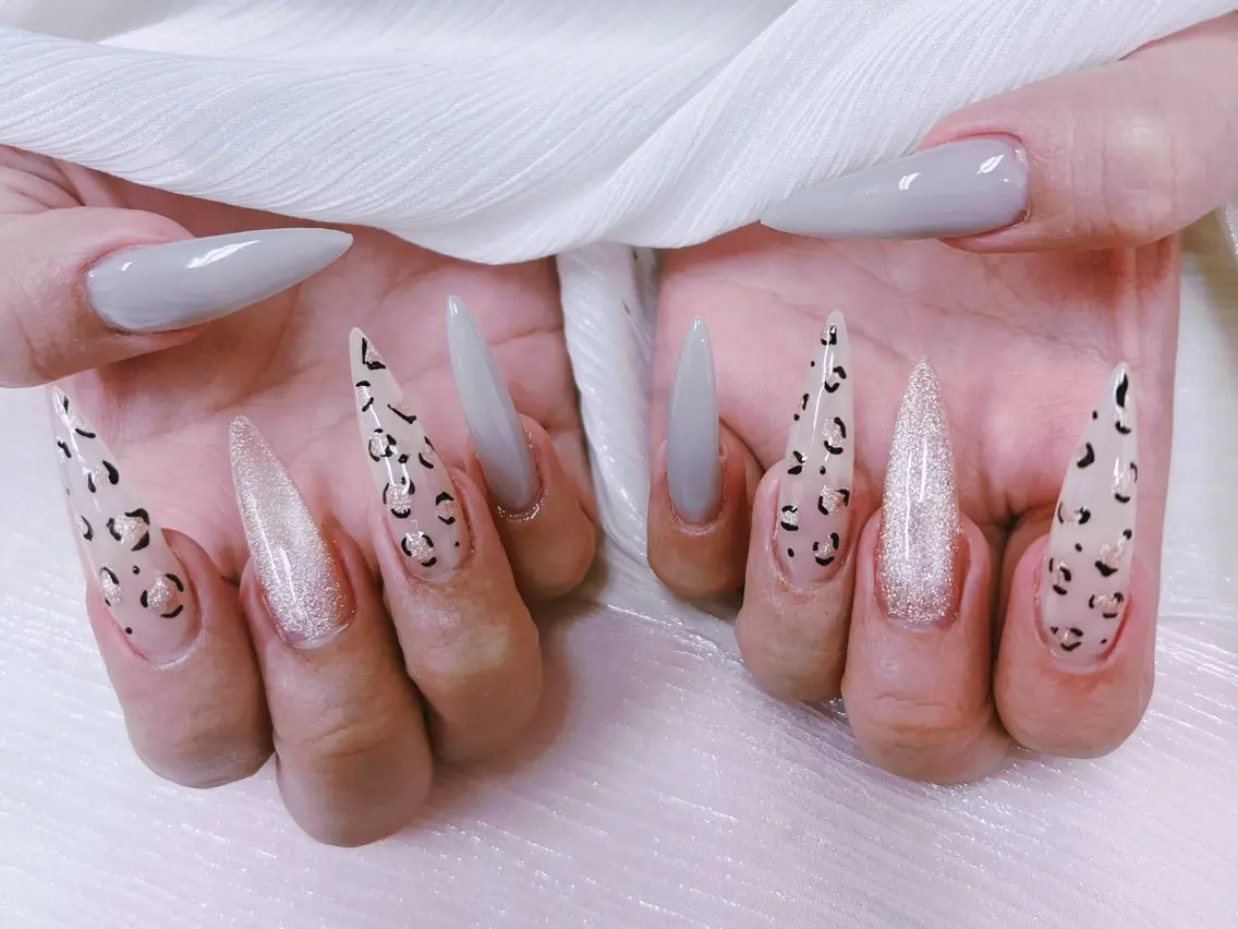 ネイル シンプルネイル MOMO NAILのネイルデザイン