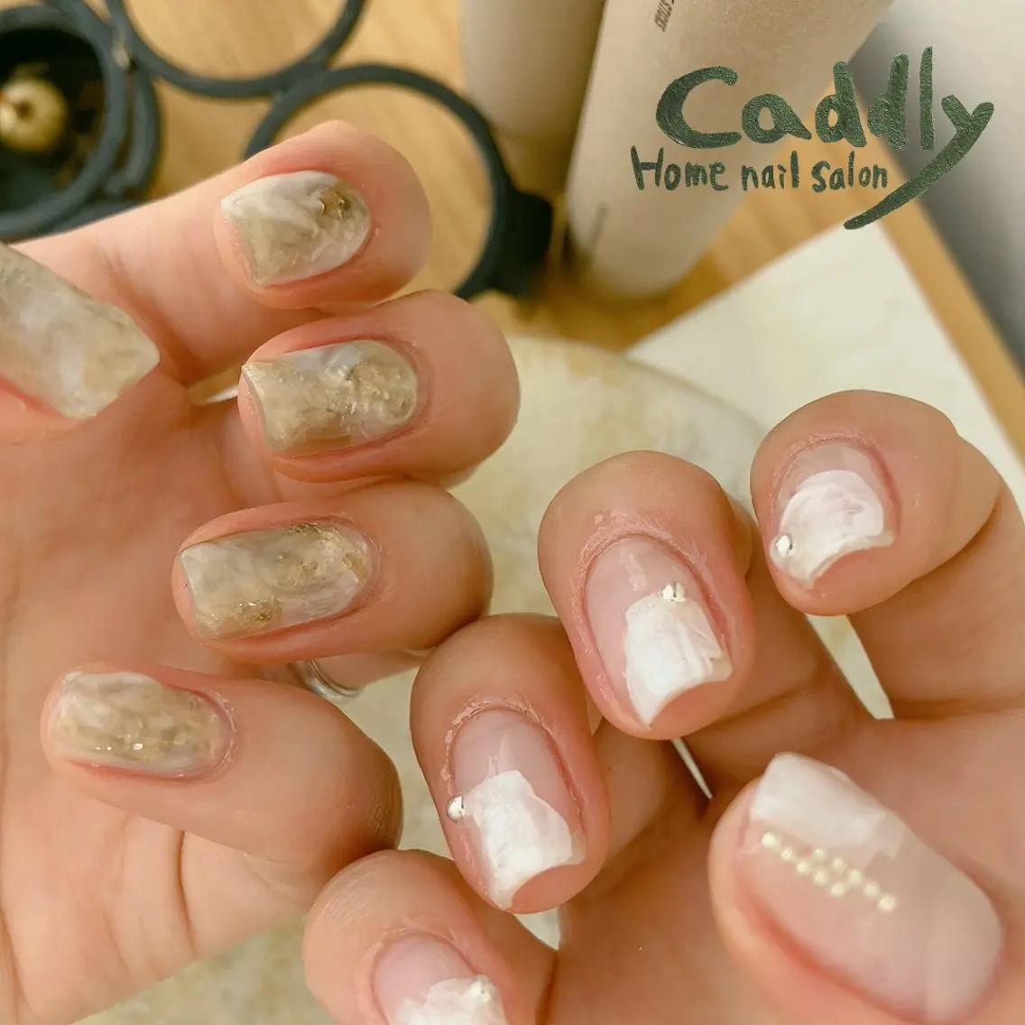 ネイル ニュアンスネイル caddly naoのネイルデザイン