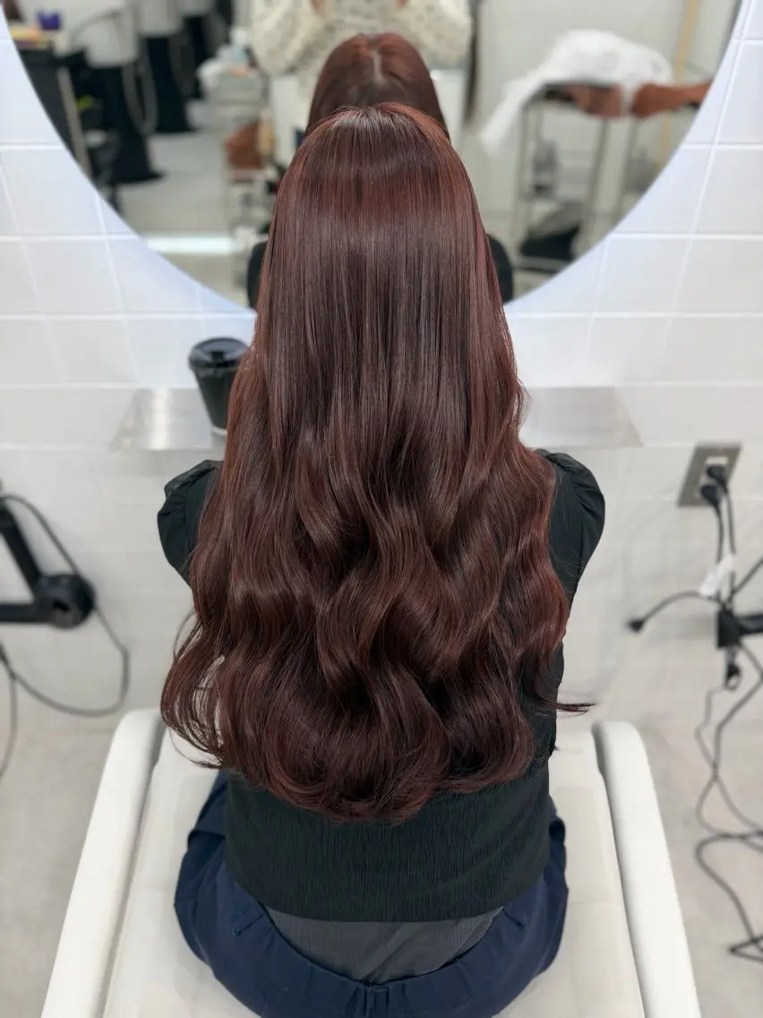ロング ヘアカラー タマシロカリン 艶カラー/レイヤーのヘアスタイル