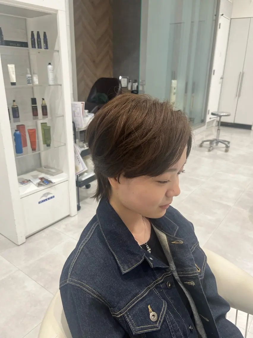 ショート ショートヘア ウルフカット 川田 真実のヘアスタイル