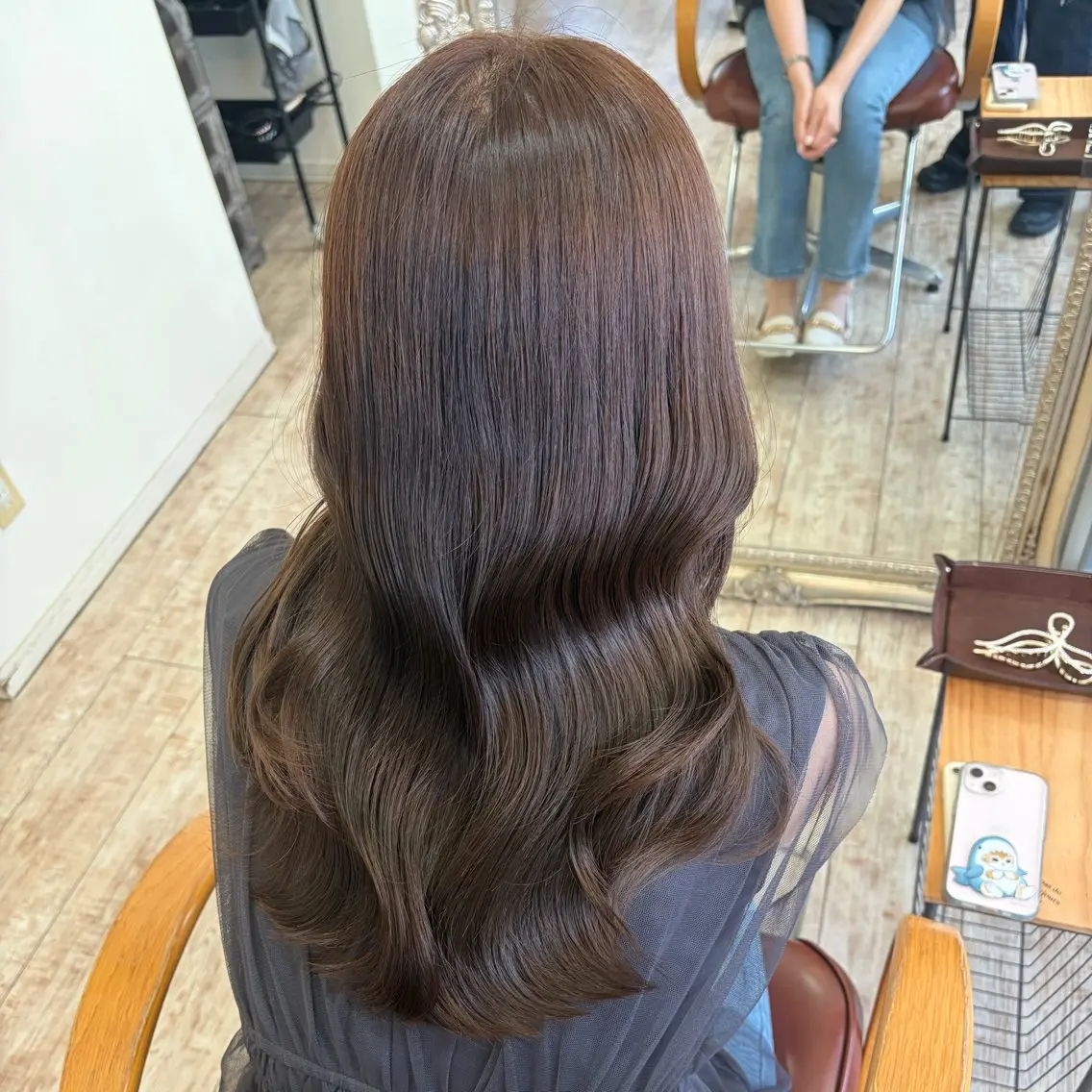 セミロング アッシュ カット ヘアカラー 【艶髪カラー】 omiのヘアスタイル