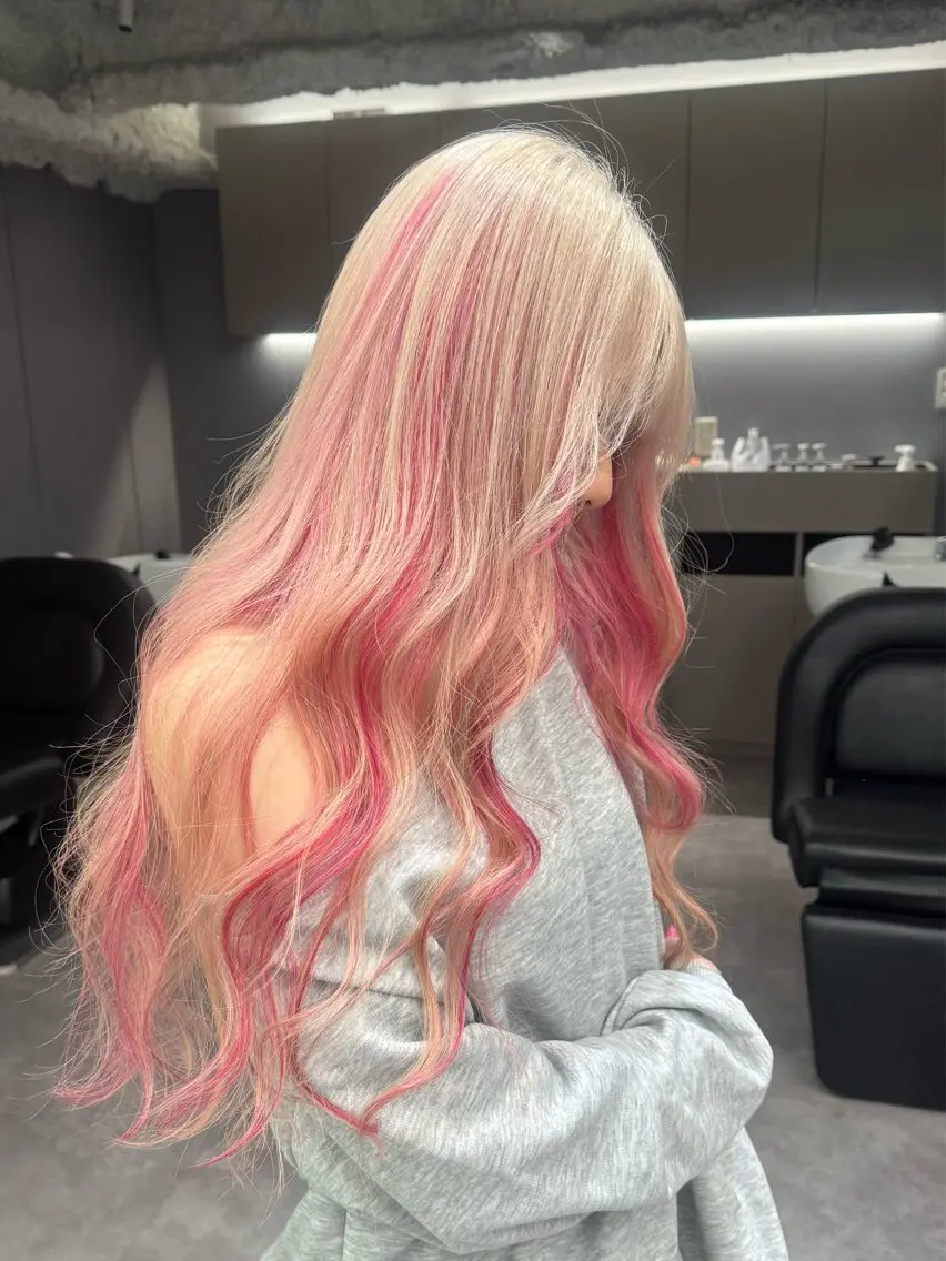 ロング カラー ハイトーンカラー ヘアカラー ハイトーン/名古屋 Hinakiのヘアスタイル