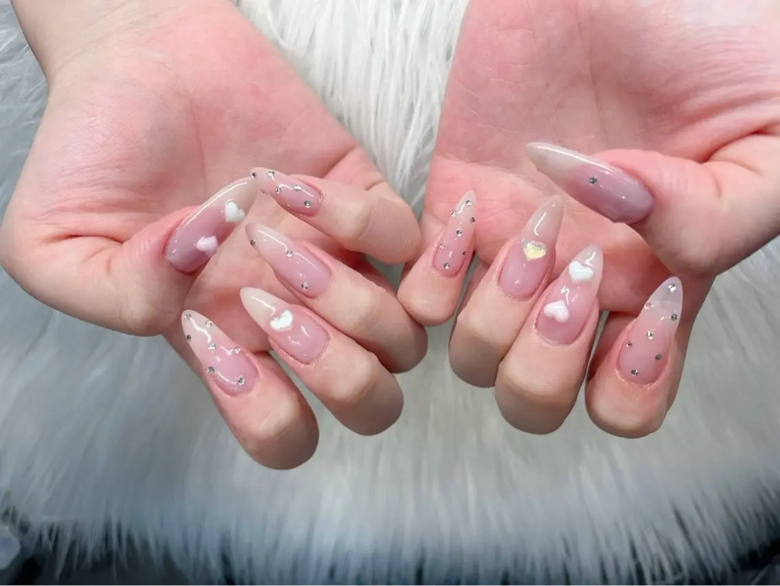 ネイル フレンチネイル ガラスフレンチ ロングネイル マグネットネイル ニュアンスネイル ハンドネイル XIMINANAIL SALON堀江店のネイルデザイン