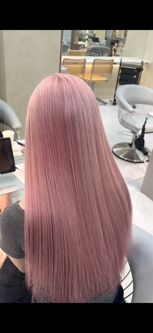 カラー ヘアカラー トリートメント 富永 愛梨のヘアスタイル