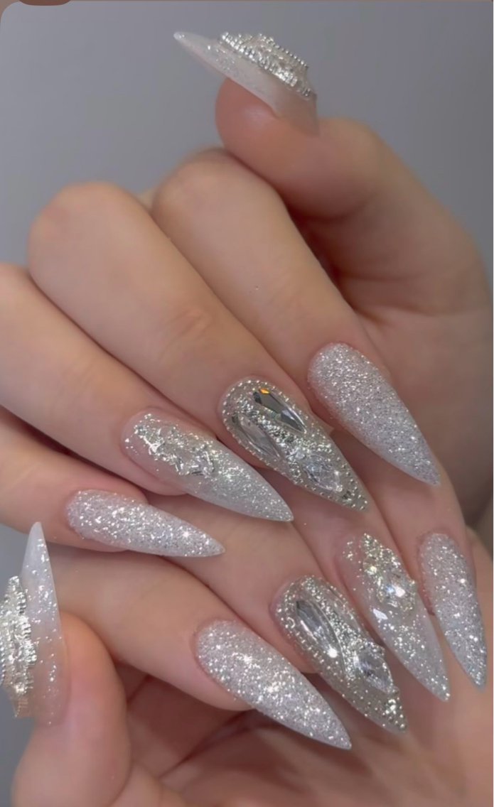 ネイル SOL NAILのネイルデザイン