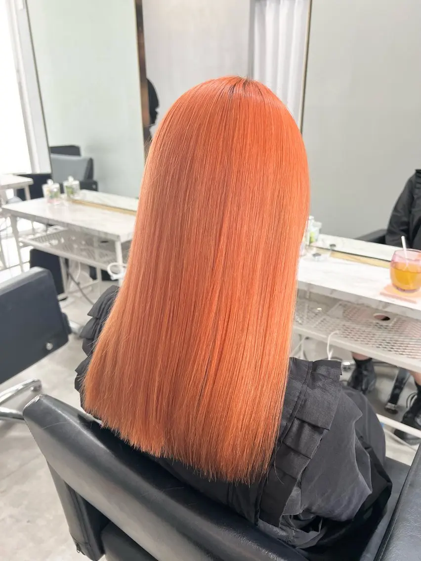 ミディアム カラー カット ヘアカラー トリートメント ヘアセット 🫧艶ダブルカラー ブリーチ🫧トモヤのヘアスタイル