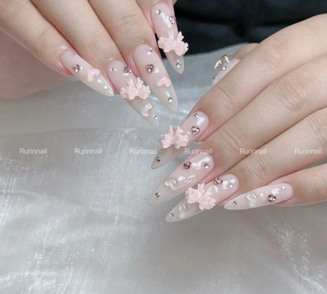 ネイル ハンドネイル ルリン サロン💅のネイルデザイン