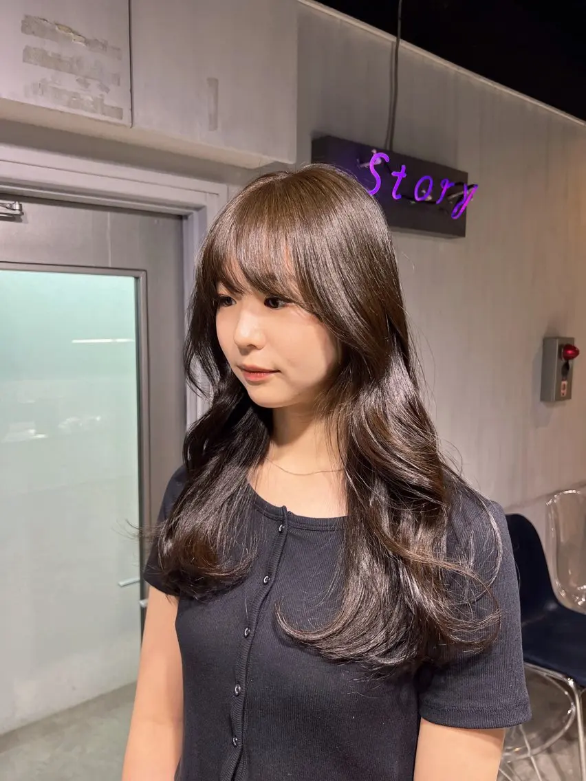 ロング カラー ヘアカラー トリートメント NANAMI🩵 大人可愛い韓国ヘアのヘアスタイル