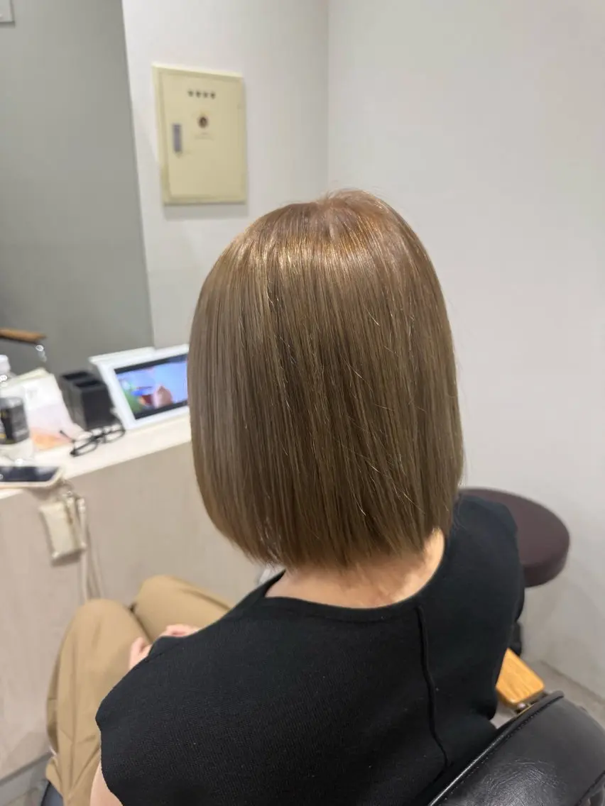 カラー ベージュカラー ミルクティーベージュ soyon 心斎橋店のヘアスタイル