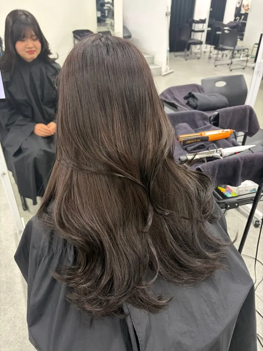 ロング カラー ヘアカラー 野口 楓華のヘアスタイル