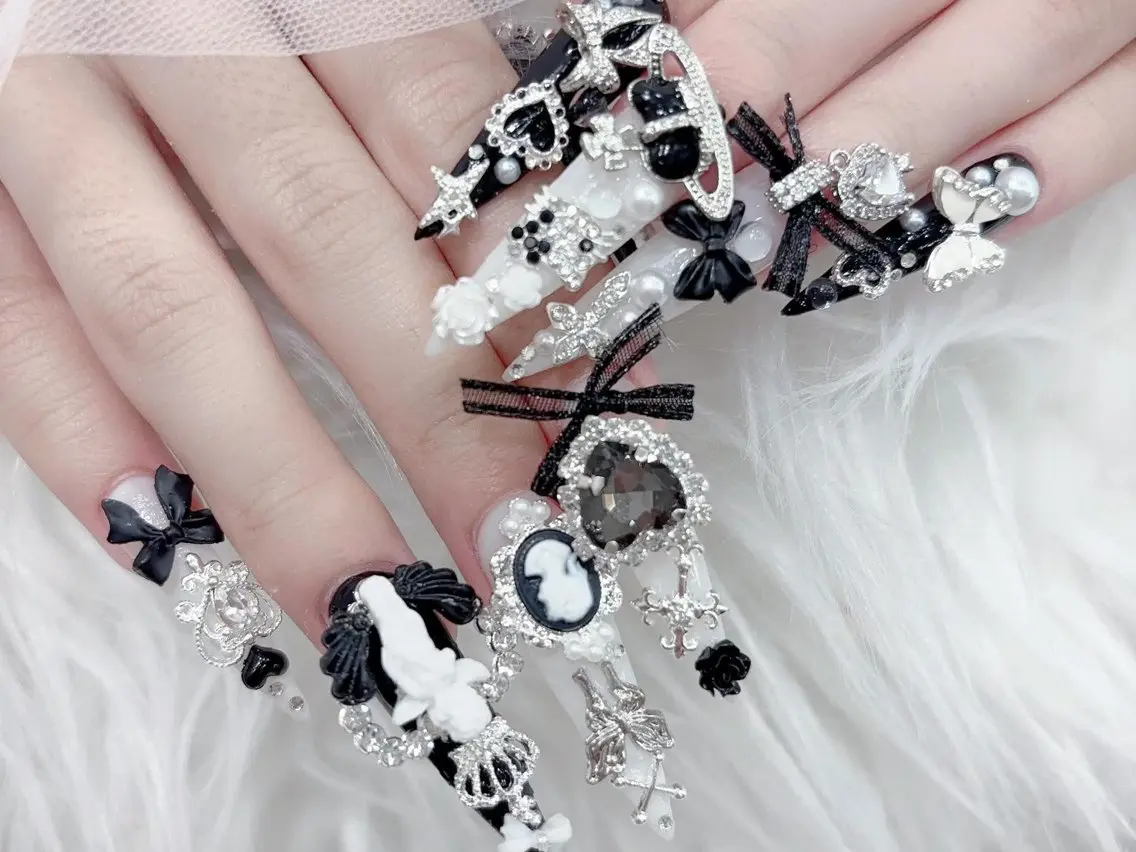 ネイル 成人式 大理石ネイル(マーブル) リボン 夏ネイル ネイルチップ ハンドネイル ハンドケア MIO🌸Nail スカルプ専門店のネイルデザイン