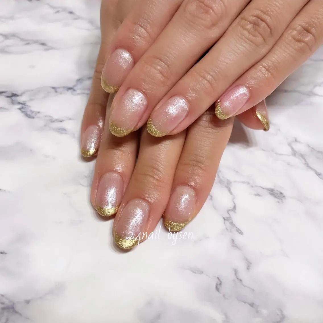 ネイル フレンチネイル ゴールド ラメ(グリッター) ミラーネイル ワンカラーネイル Atelier by 24nail/Ayaのネイルデザイン