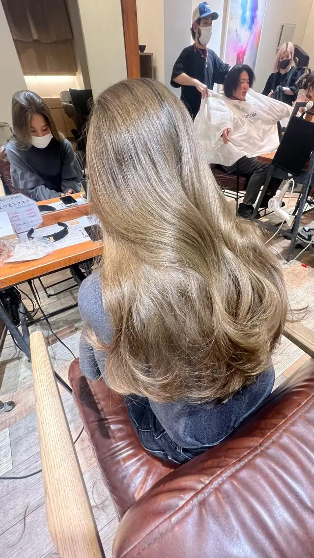 【軟毛さんオススメ】🤍カット+カラー+高級人毛100%シールエクステ60本+エクステコーティング🤍の写真