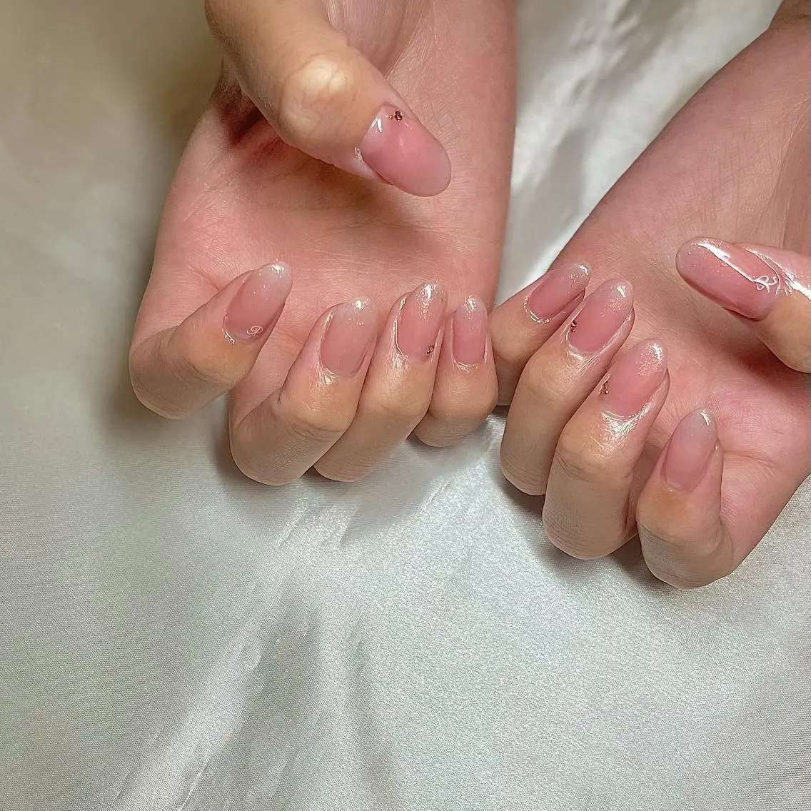 ミディアム カラー パーマ ヘアアレンジ メンズ キッズ ネイル マツエク・マツパ グラデーションカラー グラデーション el. by Aoのネイルデザイン