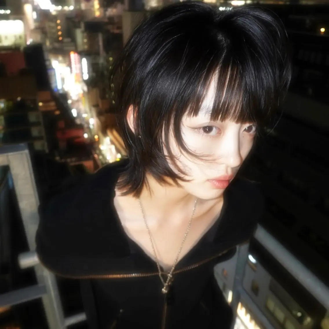 ミディアム 小顔カット ﾌﾞﾚｲｽﾞ˚✧₊⁎ ﾚｲﾔｰToriのヘアスタイル