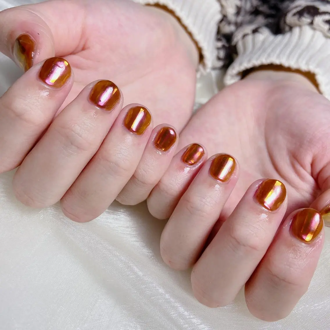 ネイル ブラウン ミラーネイル ニュアンスネイル ハンドネイル nailsalon REJOICEのネイルデザイン