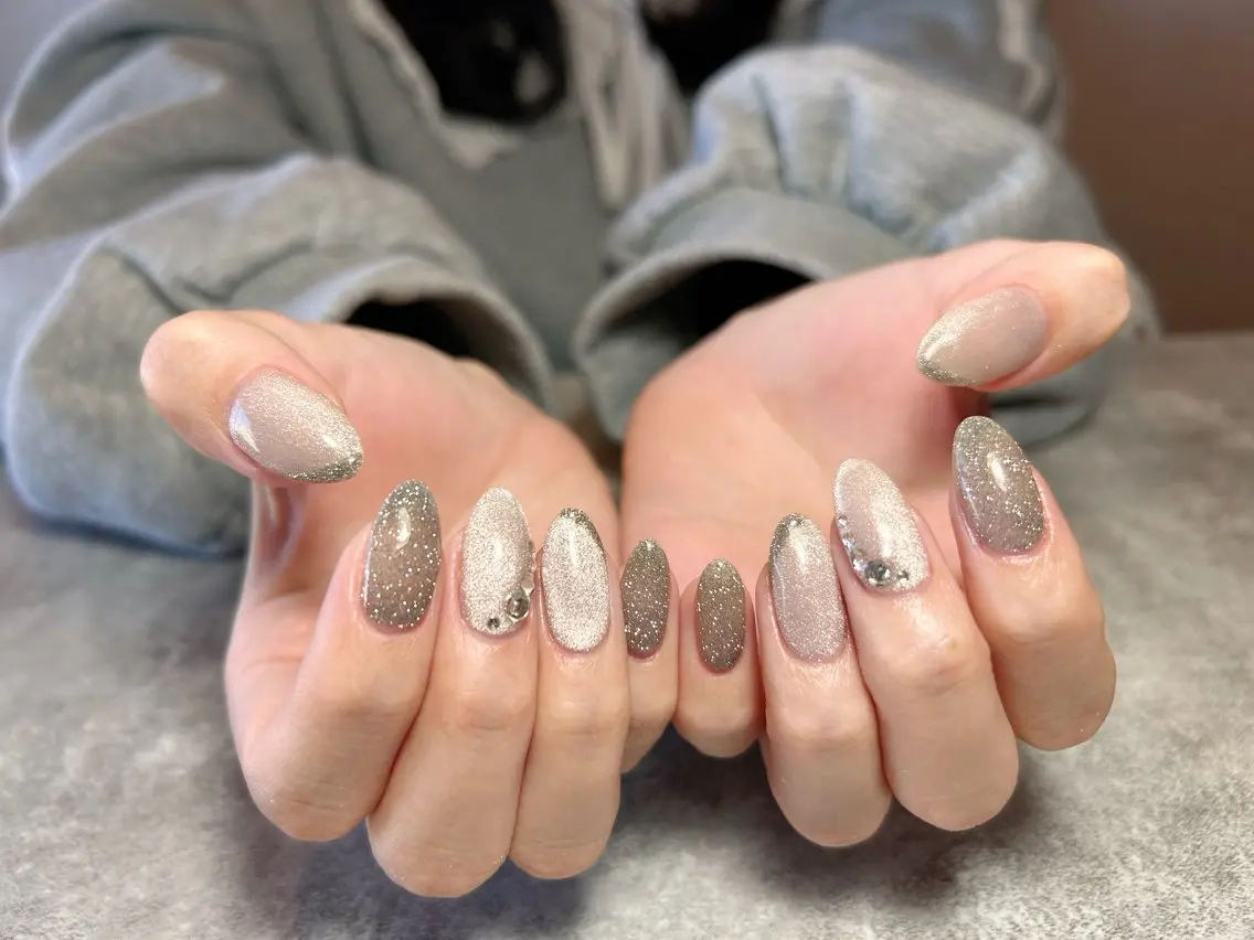 ネイル クリアネイル フラッシュネイル ジェルネイル マグネットネイル ミラーネイル Adore nailのネイルデザイン