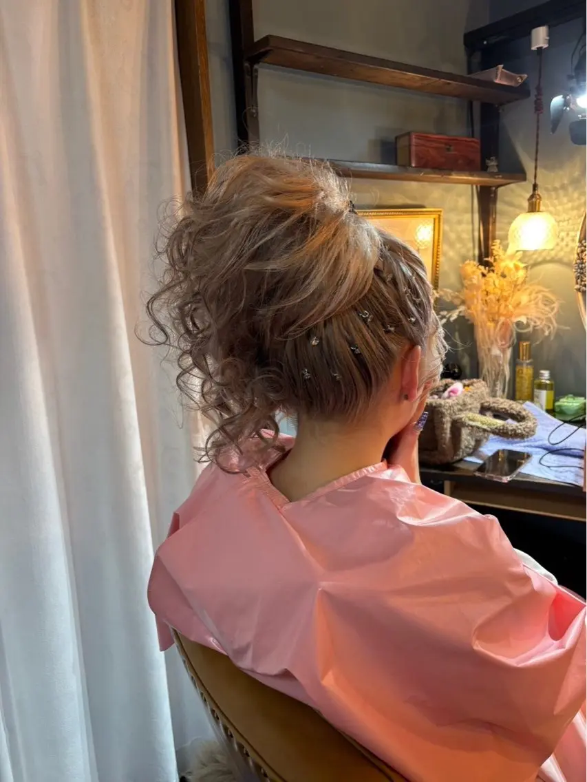 ヘアアレンジ 成人式 卒業式のヘアスタイル 三富 千秋のヘアスタイル