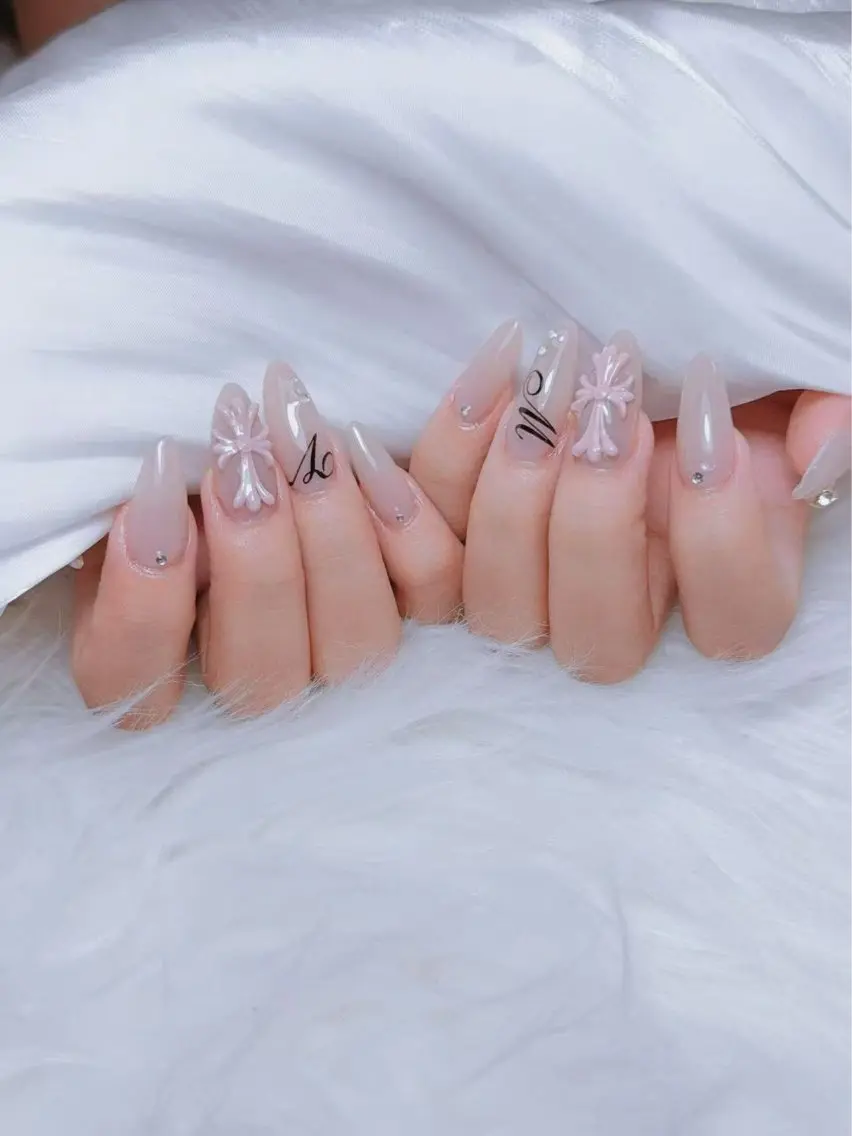 ネイル W・ lina  nailのネイルデザイン