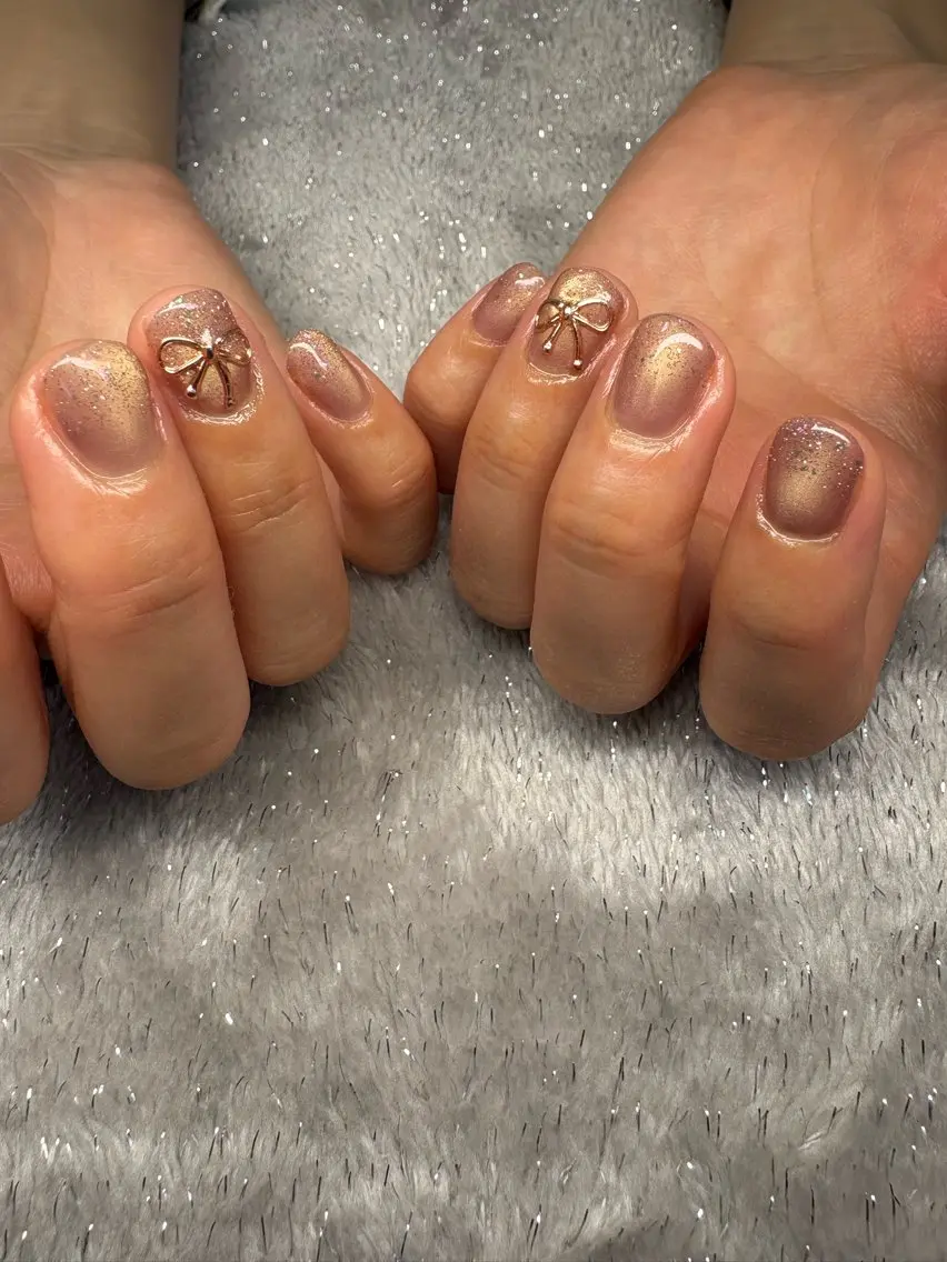 ネイル フラッシュネイル グラデーション マグネットネイル リボン シンプルネイル ハンドネイル nail.s misatoのネイルデザイン