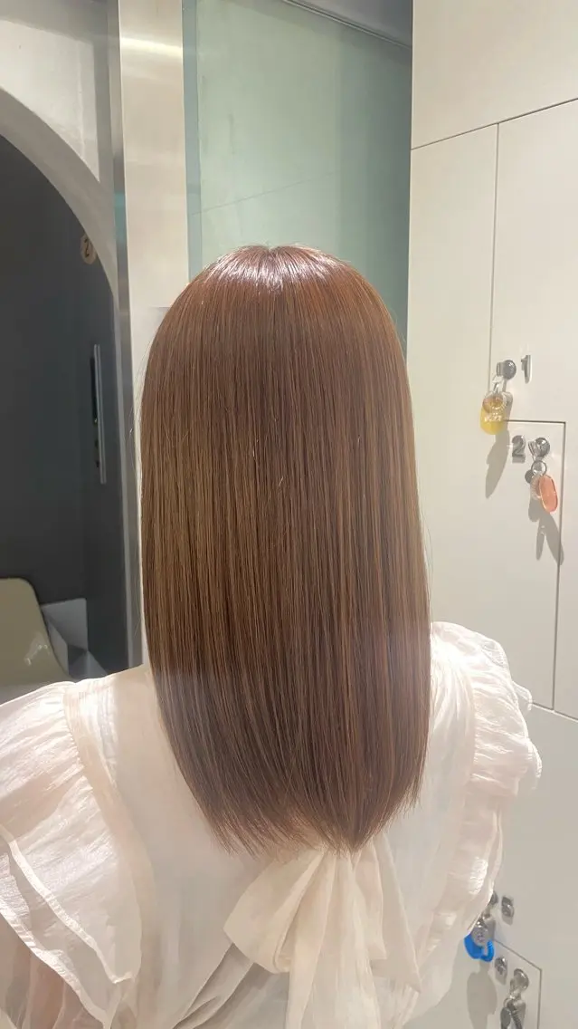 ロング カラー ベージュカラー たかはし ゆうなのヘアスタイル