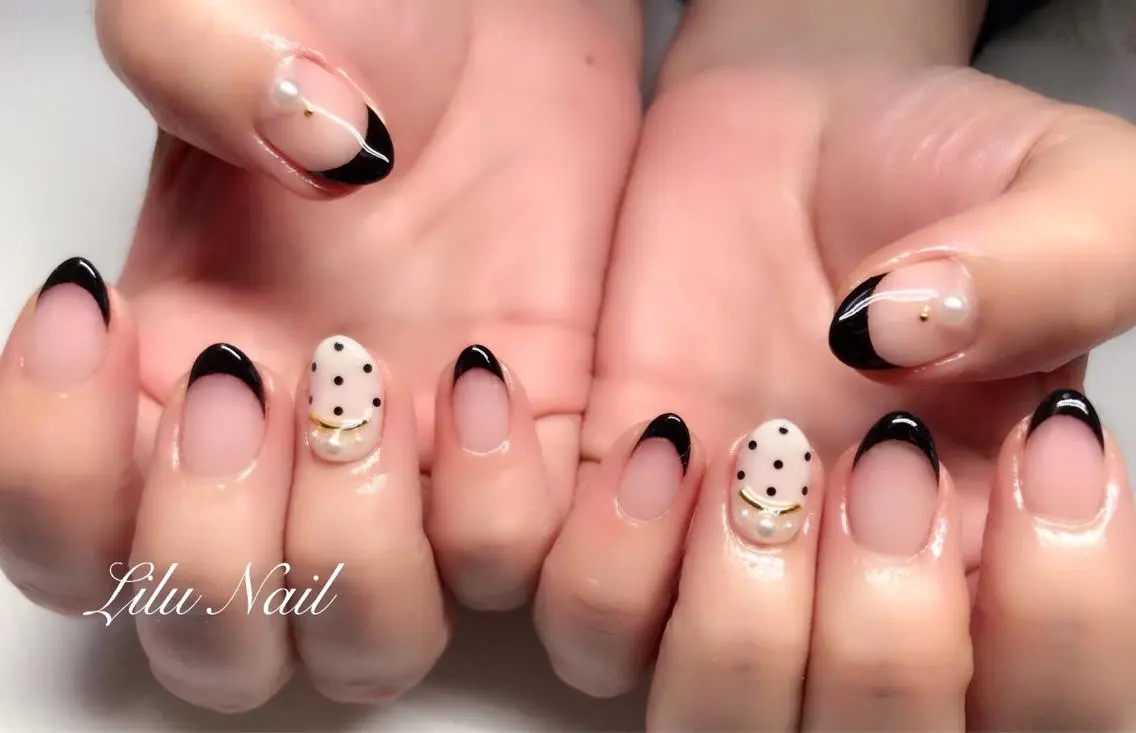 ネイル ドット モチの良さ◉ フィルインネイル♡のネイルデザイン