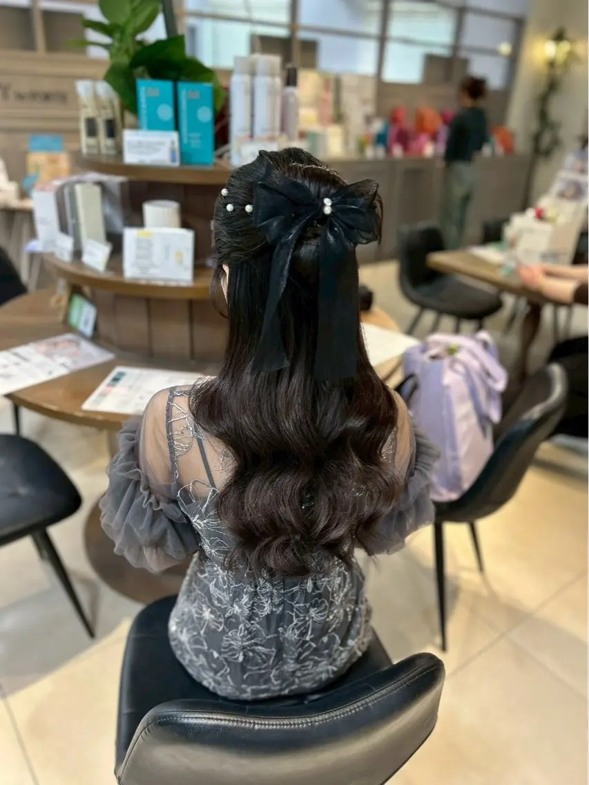 ヘアアレンジ ハーフアップ 結婚式・ブライダル 🎀ゆづき🫧 透明感/アレンジ💝のヘアスタイル