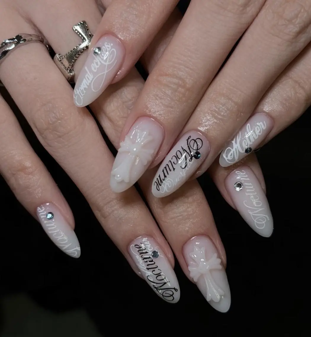ネイル ハンドネイル 🎀 UU_nailのネイルデザイン